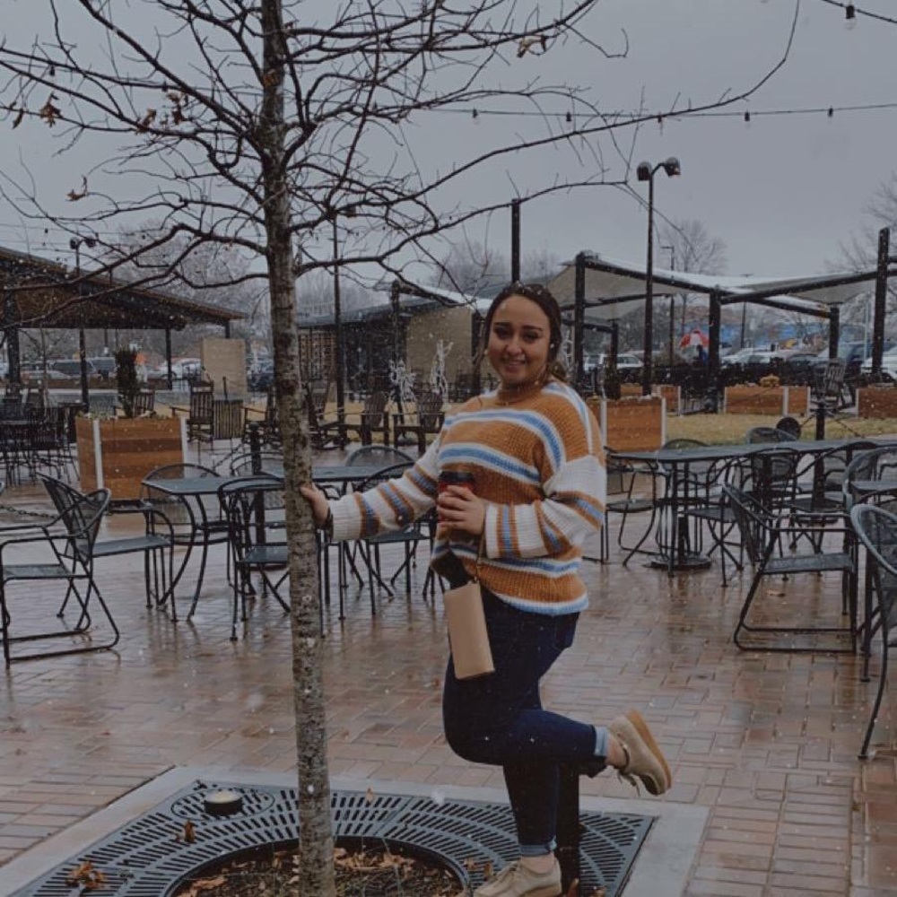 Meet your Posher, Selena